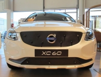 Maskisuoja Volvo XC60 2014- (ei CWAB)
